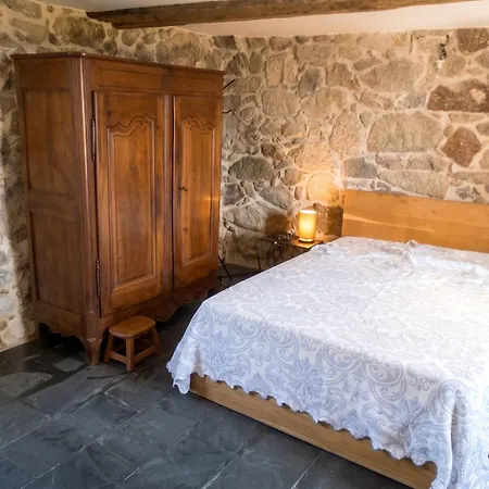 Charming House In Andeviso With Mountain View