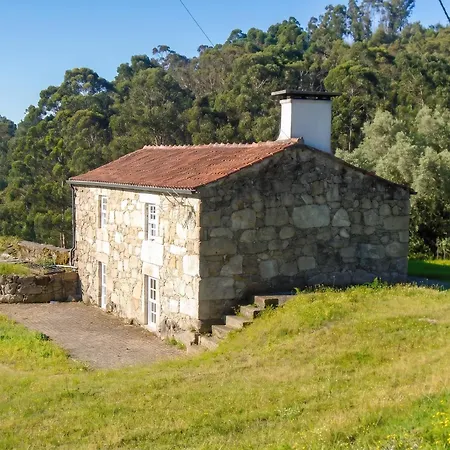 Charming House In Andeviso With Mountain View 別荘